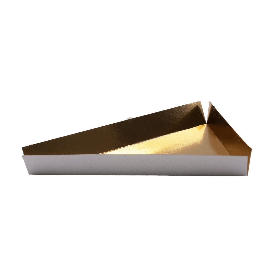 250 Vassoi monoporzioni petali in cartoncino 9,5x14,5 cm verniciato/oro 1 250 Vassoi monoporzioni petali in cartoncino 9,5x14,5 cm verniciato/oro